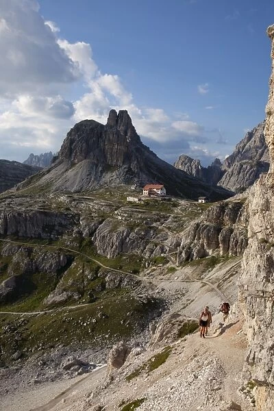 Locatelli refuge on the Tre cime di Lavaredo walk, Dolomites, eastern Alps