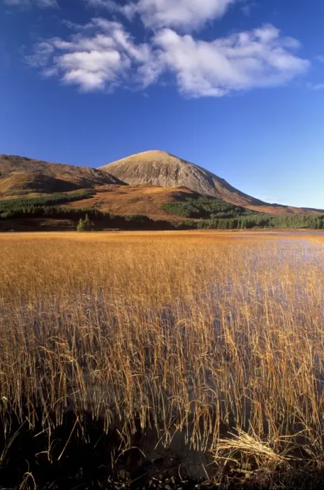 Framed Print : Loch Cill Chriosd and Beinn na Caillich Framed Print : Loch Cill Chriosd and Beinn na Caillich
