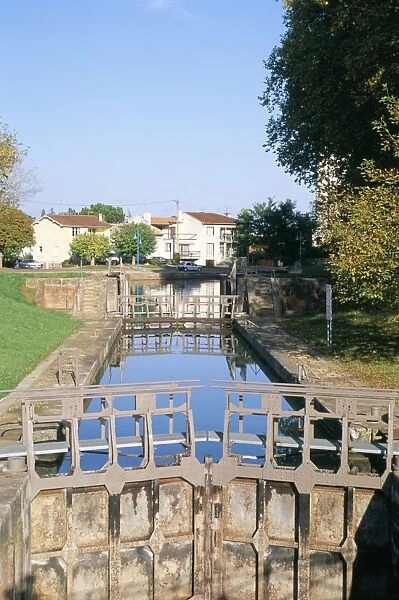 Locks, Canal Lateral a la Garonne, Moissac, Tarn et Garonne, Midi-Pyrenees