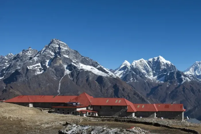 Framed Print : A lodge at Kongde in Everest region, Khumbu Region, Himalayas, Nepal, Asia Framed Print : A lodge at Kongde in Everest region, Khumbu Region, Himalayas, Nepal, Asia