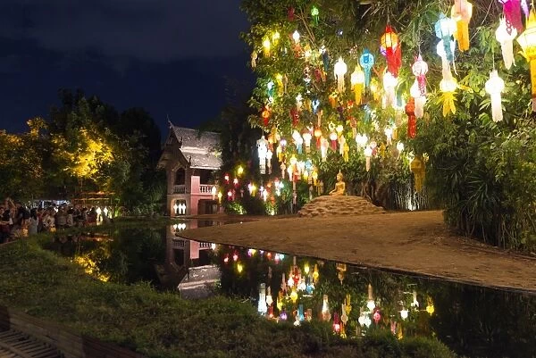 Loi Kratong festival of Lights, Wat Phan Tao Temple, Chiang Mai, Thailand, Southeast Asia