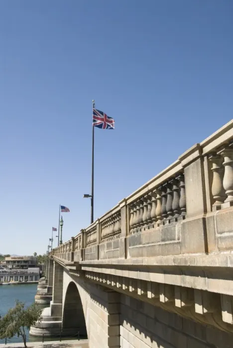 Framed Print : London Bridge with British flag in foreground, Havasu, Arizona, United States of America Framed Print : London Bridge with British flag in foreground, Havasu, Arizona, United States of America