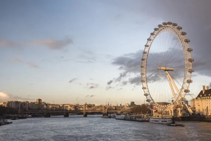 Framed Print : The London Eye at sunset (Millennium Wheel), South Bank, London, England, United Kingdom Framed Print : The London Eye at sunset (Millennium Wheel), South Bank, London, England, United Kingdom