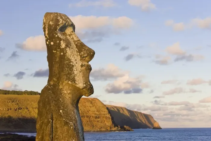 Framed Print : Lone monolithic giant stone Moai statue looking out to sea at Tongariki Framed Print : Lone monolithic giant stone Moai statue looking out to sea at Tongariki