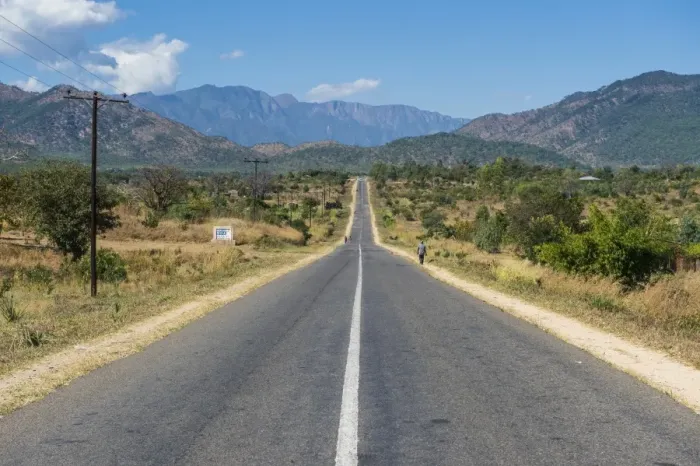 Framed Print : Long straight road in central Malawi, Africa Framed Print : Long straight road in central Malawi, Africa