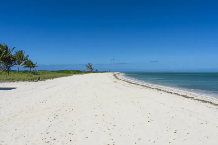 Framed Print : Long white sand beach in northern Providenciales, Turks and Caicos, Caribbean, Central Framed Print : Long white sand beach in northern Providenciales, Turks and Caicos, Caribbean, Central