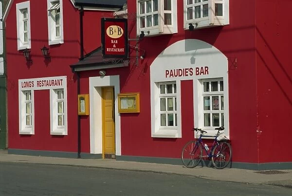 Longs Restaurant and Paudies Bar