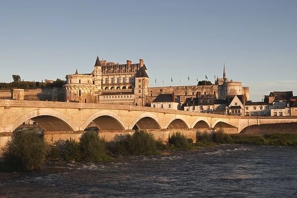 Looking across the River Loire to the chateau at Amboise, UNESCO World Heritage Site, Indre-et-Loire, Loire Valley, Centre, France, Europe