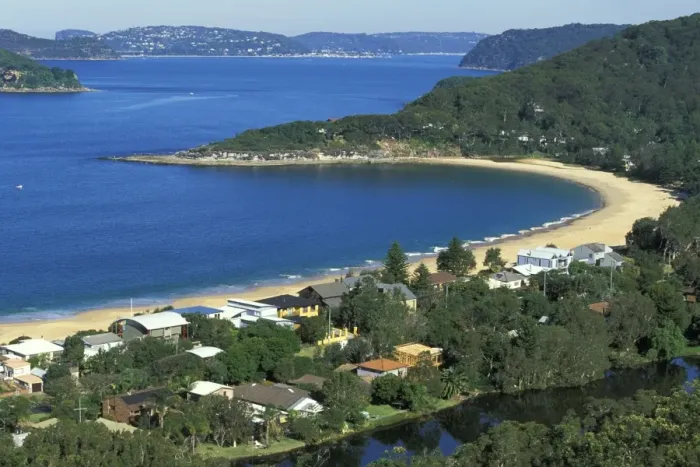 Framed Print : Looking south across Pearl Beach and Broken Bay towards the mouth of the Hawkesbury River Framed Print : Looking south across Pearl Beach and Broken Bay towards the mouth of the Hawkesbury River