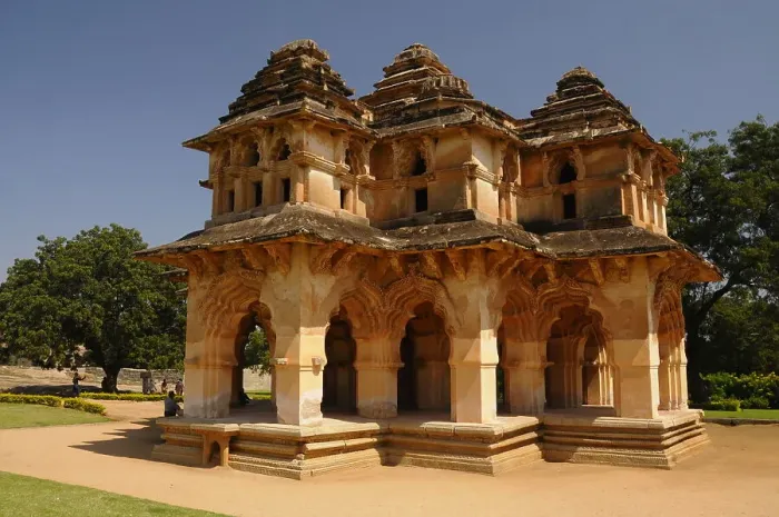 Framed Print : Lotus Mahal, Hampi, UNESCO World Heritage Site, Karnataka, India, Asia Framed Print : Lotus Mahal, Hampi, UNESCO World Heritage Site, Karnataka, India, Asia
