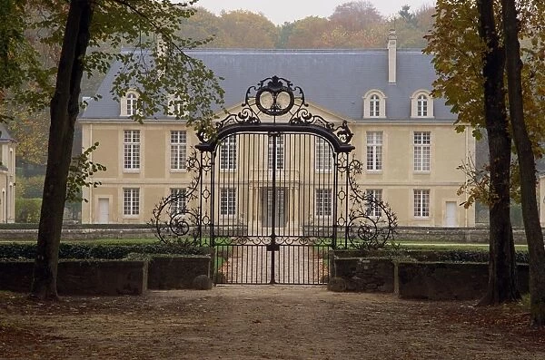 Louvois Chateaus facade and entrance gate, Champagne, France, Europe