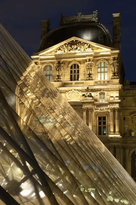 Framed Print : Louvre reflections in glass pyramid at twilight, Rue de Rivoli, Paris, France, Europe Framed Print : Louvre reflections in glass pyramid at twilight, Rue de Rivoli, Paris, France, Europe