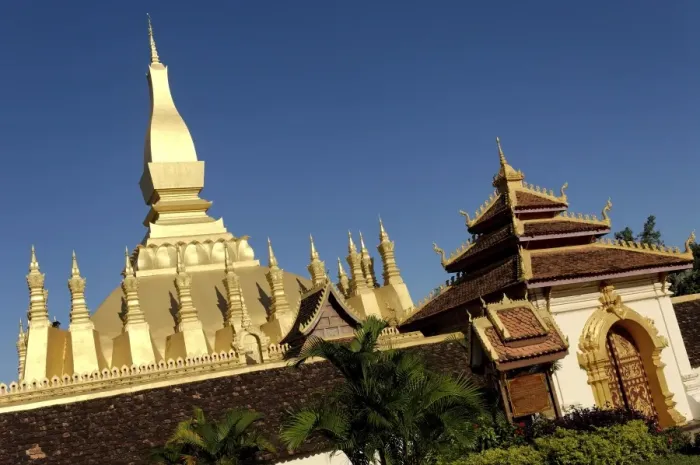 Framed Print : That Luang Stupa Framed Print : That Luang Stupa