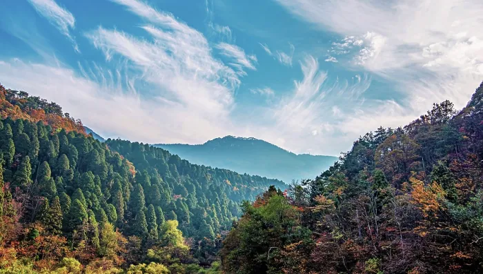 Framed Print : Lushan (Mount Lu), Jiujiang City, Jiangxi, China. Lushan is a UNESCO World Heritage site, it is one of China's most famous mountains known for its natural beauty