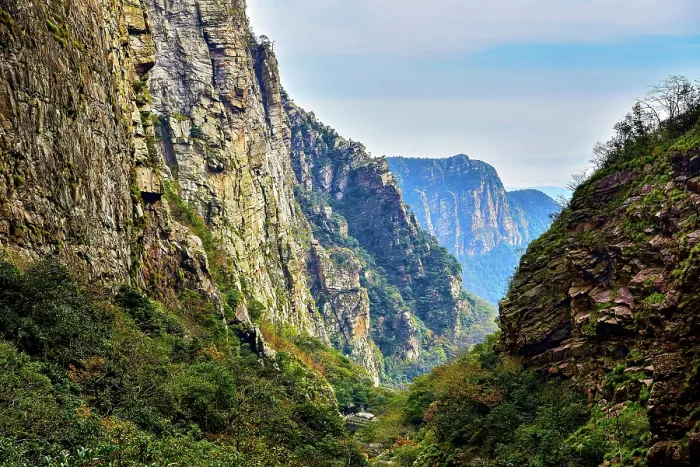 Framed Print : Lushan (Mount Lu), Jiujiang City, Jiangxi, China. Lushan is a UNESCO World Heritage site, it is one of China's most famous mountains known for its natural beauty