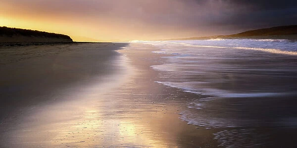 Luskentyre beach at sunset, Isle of Harris, Outer Hebrides, Scotland, United Kingdom, Europe