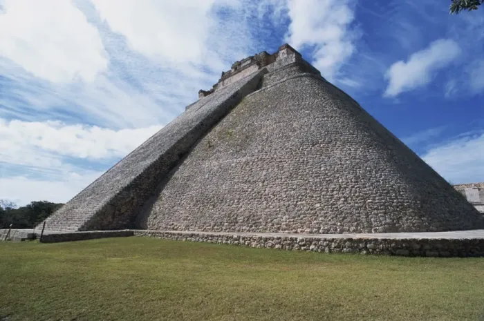 Framed Print : Magicians Pyramid at the Mayan site of Uxmal Framed Print : Magicians Pyramid at the Mayan site of Uxmal