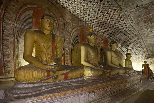 Maharaja Viharaya Cave (Temple of the King)