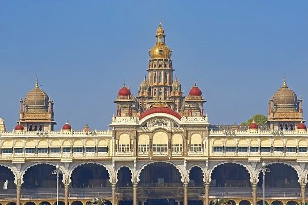 Maharajas Palace, Mysore, Karnataka, India, Asia