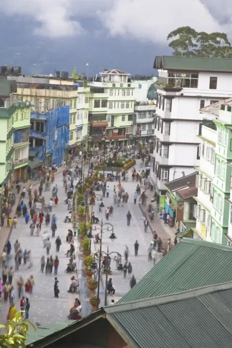 Framed Print : Mahatma Gandhi Marg (MG Marg), the main shopping street, Gangtok, Sikkim, India, Asia Framed Print : Mahatma Gandhi Marg (MG Marg), the main shopping street, Gangtok, Sikkim, India, Asia