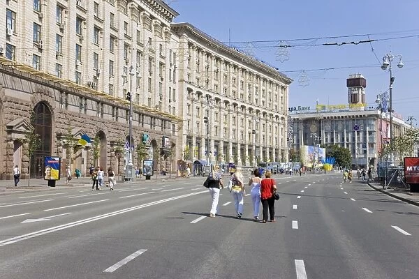 Maidan Nezalezhnosti (Independence Square), Kiev, Ukraine, Europe
