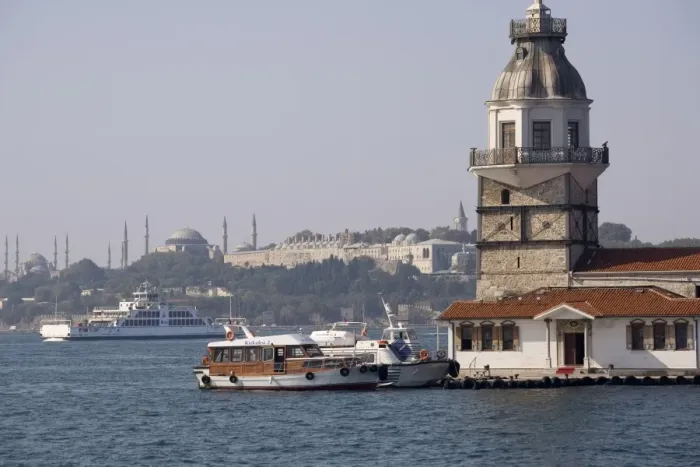 Framed Print : Maidens tower (Kizkulesi), former tollbooth in Bosphorus, with Topkapi palace Framed Print : Maidens tower (Kizkulesi), former tollbooth in Bosphorus, with Topkapi palace