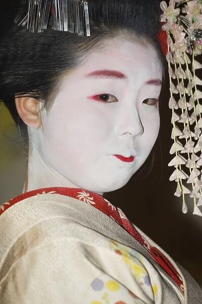 Maiko, trainee geisha