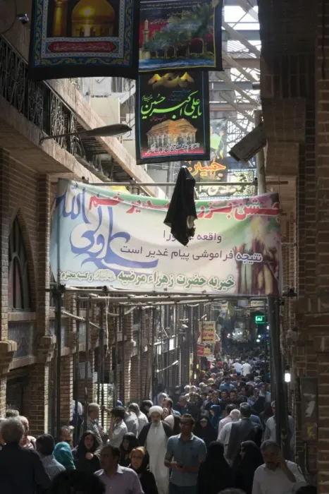 Framed Print : Main alley, Tehran Bazar, Iran, Western Asia Framed Print : Main alley, Tehran Bazar, Iran, Western Asia