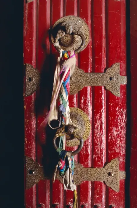 Framed Print : Detail of main door, Potala palace, Lhasa, Tibet, China, Asia Framed Print : Detail of main door, Potala palace, Lhasa, Tibet, China, Asia