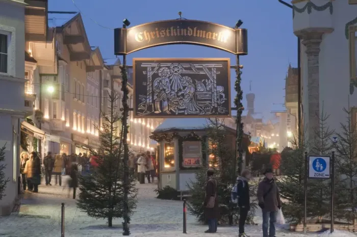 Framed Print : Main entrance to Christkindlmarkt (Christmas Market), Marktstrasse at twilight Framed Print : Main entrance to Christkindlmarkt (Christmas Market), Marktstrasse at twilight
