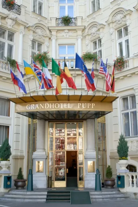 Framed Print : Main entrance of luxury Grandhotel Pupp in the spa town of Karlovy Vary Framed Print : Main entrance of luxury Grandhotel Pupp in the spa town of Karlovy Vary