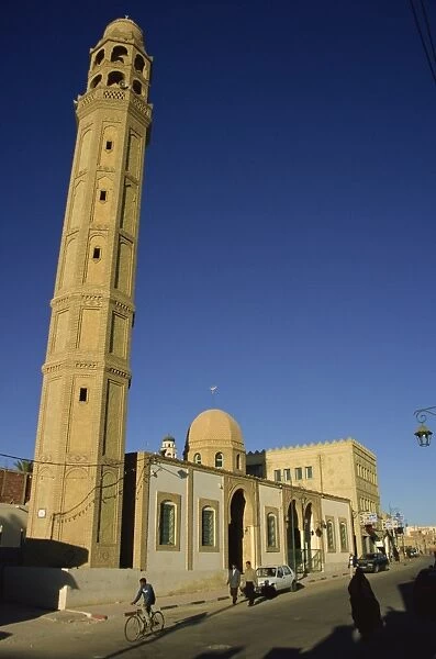 Main mosque, Tozeur, Tunisia, North Africa, Africa