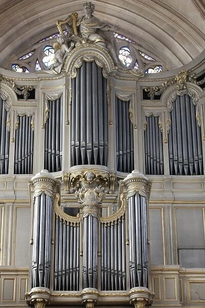 Main organ, St. Germain l Auxerrois church, Paris, France, Europe