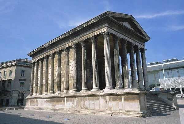 Maison Carree Temple in the town of Nimes, in Languedoc Roussillon, France, Europe