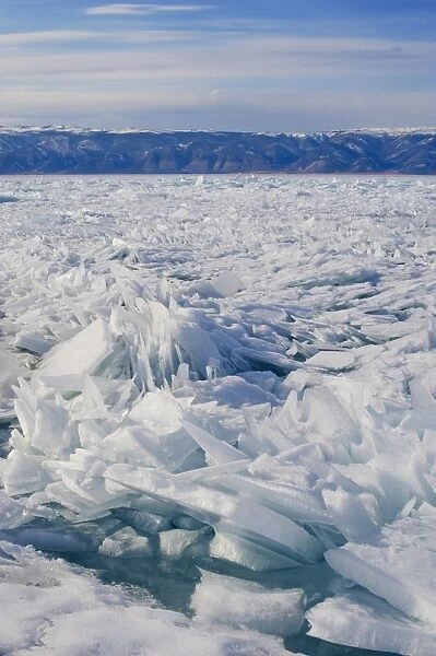 Maloe More (Little Sea), frozen lake during winter, Olkhon island, Lake Baikal, UNESCO World Heritage Site, Irkutsk Oblast, Siberia, Russia, Eurasia