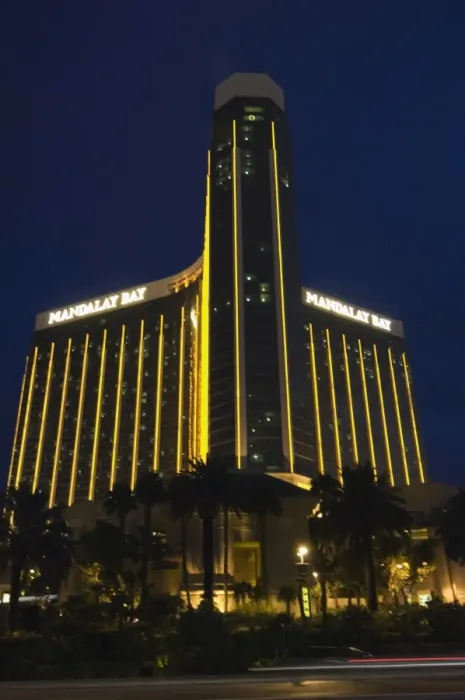 Framed Print : Mandalay Bay Hotel Framed Print : Mandalay Bay Hotel