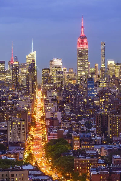 Manhattan skyline at dusk with the Empire State Building, New York City, United States of America