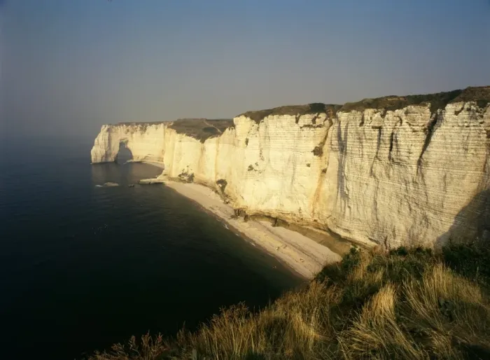 Framed Print : Mannaporte Arch, Etretat, Cote d Albatre (Alabaster Coast), Seine-Maritime