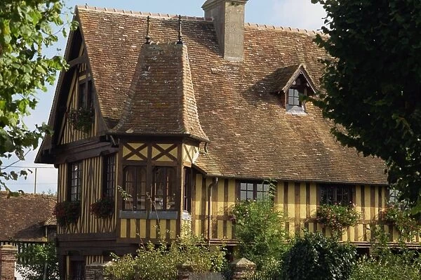 Manor House, Beuvron en Auge, Haute Normandie, France, Europe