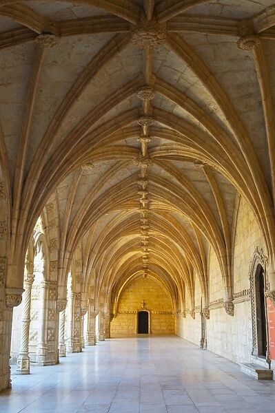 Manueline ornamentation in the cloisters of Mosteiro dos Jeronimos (Monastery of the Hieronymites)