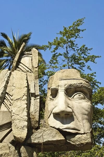 Maphuce Statue, Plaza De Armas, Santiago, Chile, South America