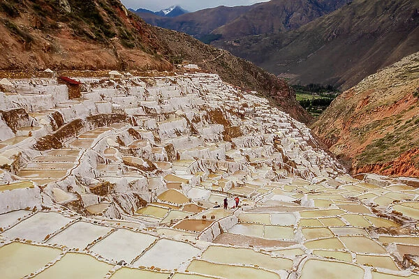 Maras Salt Mines (Salineras de Maras), Peru, South America