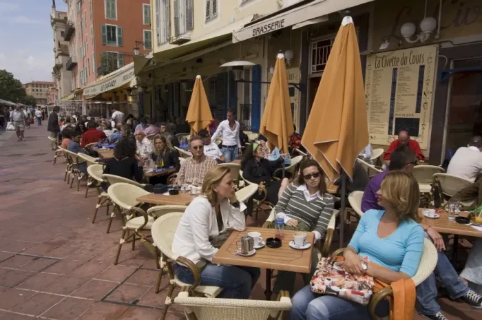 Framed Print : Marche a la Broquante, Cours Saleya, Nice, Alpes Maritimes, Provence, Cote d Azur Framed Print : Marche a la Broquante, Cours Saleya, Nice, Alpes Maritimes, Provence, Cote d Azur