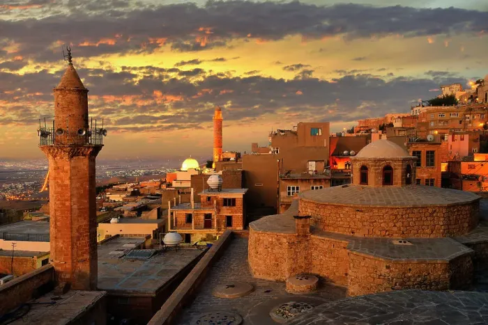 Framed Print : Mardin old city at sunrise, Mardin, Turkey, Asia Minor, Asia Framed Print : Mardin old city at sunrise, Mardin, Turkey, Asia Minor, Asia
