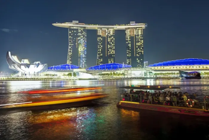 Framed Print : Marina Bay Sands, Marina Bay, Singapore, Southeast Asia, Asia Framed Print : Marina Bay Sands, Marina Bay, Singapore, Southeast Asia, Asia
