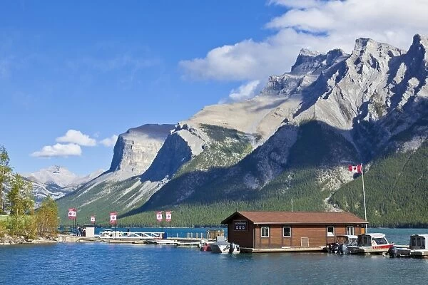Marina and boat house on Lake Minnewanka near Banff, Banff National Park, UNESCO World Heritage Site, Alberta, Canadian Rockies, Canada, North America