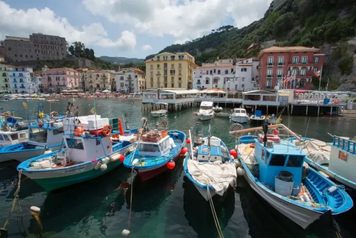 Framed Print : Marina Grande, Sorrento, Costiera Amalfitana (Amalfi Coast), UNESCO World Heritage Site Framed Print : Marina Grande, Sorrento, Costiera Amalfitana (Amalfi Coast), UNESCO World Heritage Site