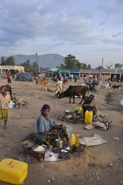Market, Jinka, Lower Omo Valley, Ethiopia, Africa