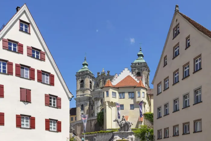 Framed Print : Market place and St. Martin Basilica in Weingarten, Upper Swabian Baroque Route Framed Print : Market place and St. Martin Basilica in Weingarten, Upper Swabian Baroque Route