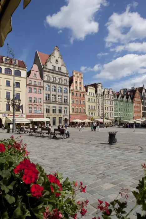 Framed Print : Market Square from cafe, Old Town, Wroclaw, Silesia, Poland, Europe Framed Print : Market Square from cafe, Old Town, Wroclaw, Silesia, Poland, Europe
